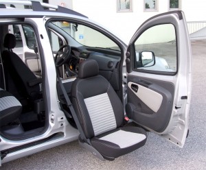 Fiat Qubo - Sedile anteriore girevole estraibile elettrico